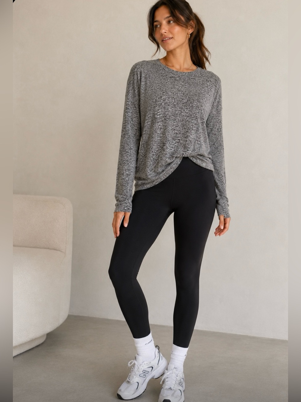 Athleta Women’s Gray Long Sleeve Sweater Top Size S Soft Lightweight Pullover